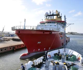 Nautilus leaves Galveston port. 