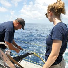 Deck chief Mark prepares the Argus daisy chain.